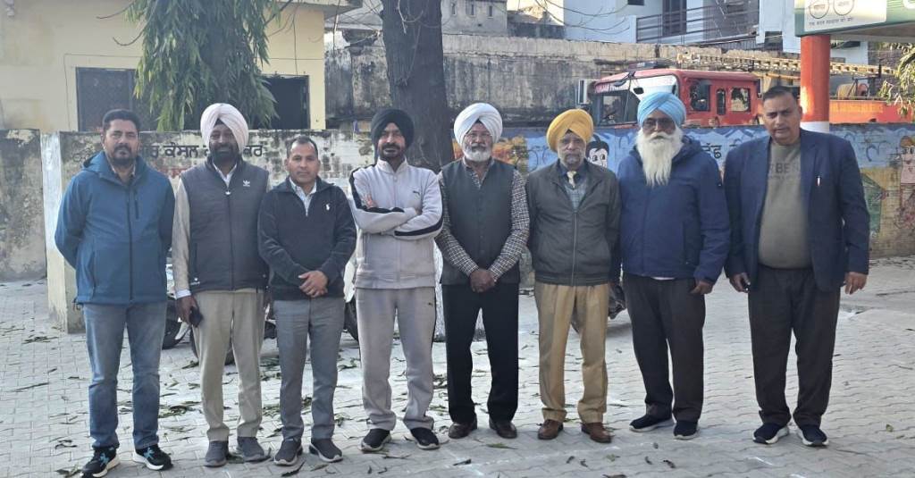 Doaba Sahitya Garhshankar organized a poets court